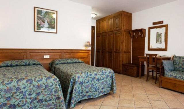 Hotel Villa Plinia Pragelato Exterior photo