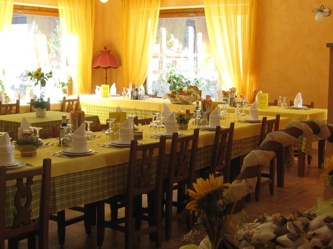 Hotel Villa Plinia Pragelato Exterior photo