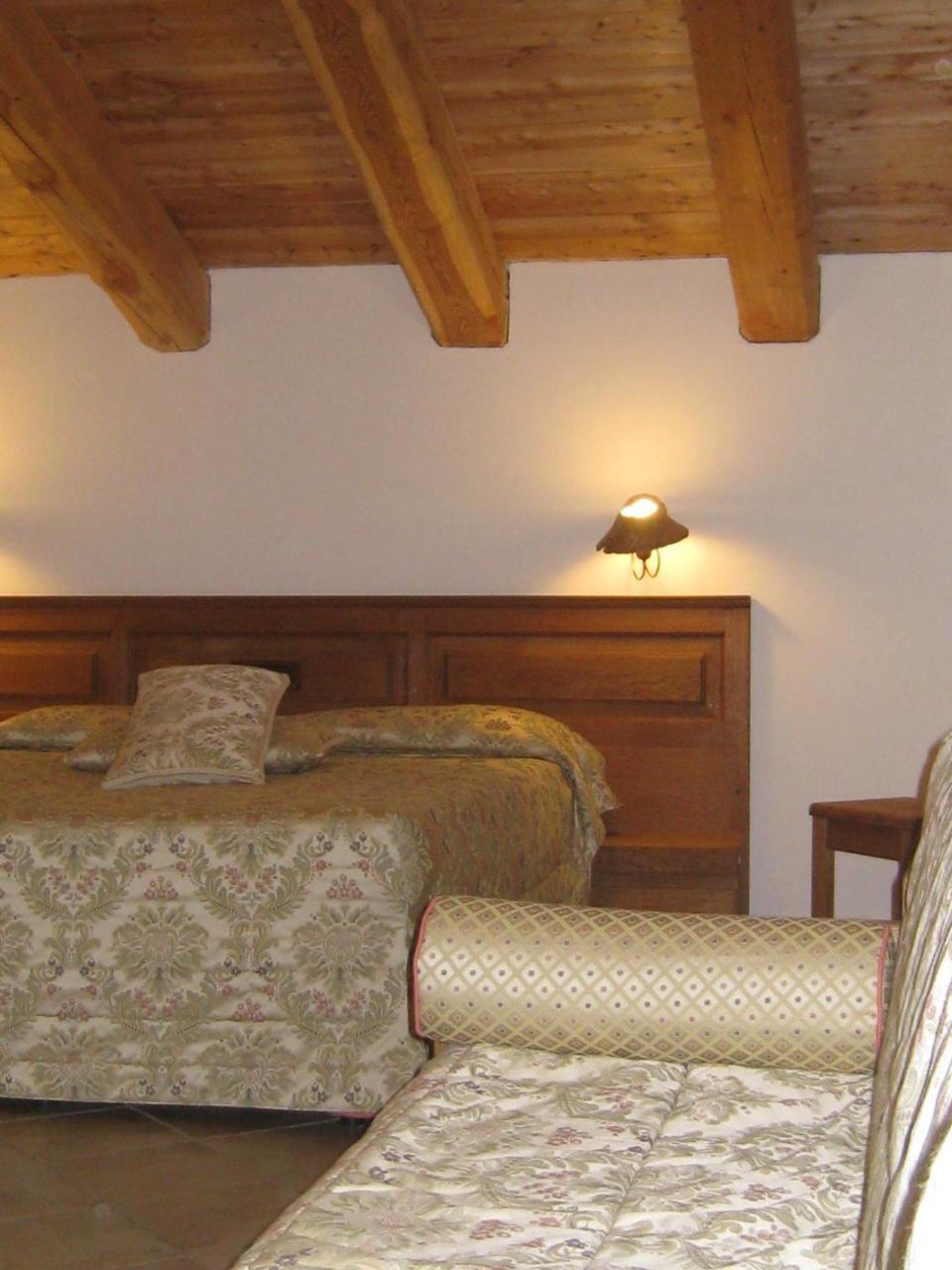 Hotel Villa Plinia Pragelato Exterior photo